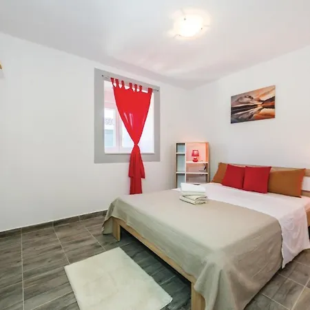 Дом отдыха Three-bedroom Holiday In